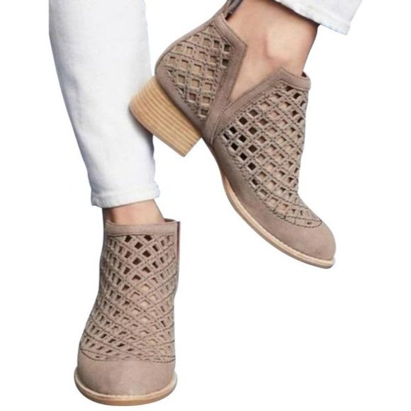 Jeffrey Campbell Shoes - Jeffrey Campbell Taggart Ankle Boot Bootie Taupe Size 9